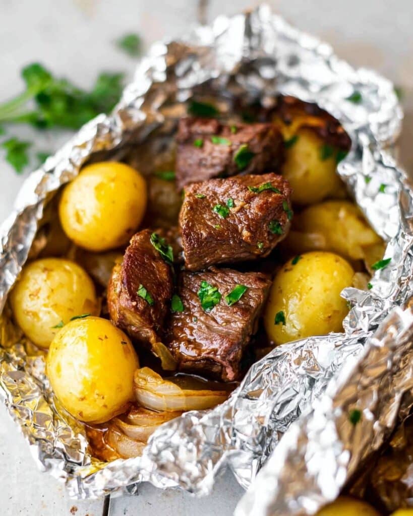 Garlic Butter Steak and Potato Foil Packets Recipe