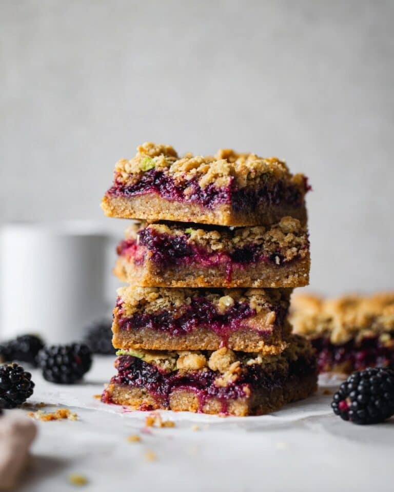Blackberry Pistachio Crumble Bars Recipe