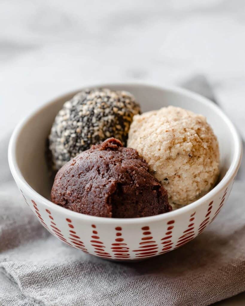 Ohagi (Sweet Rice Balls Filled with Anko and Coated with Kinako and Black Sesame) Recipe