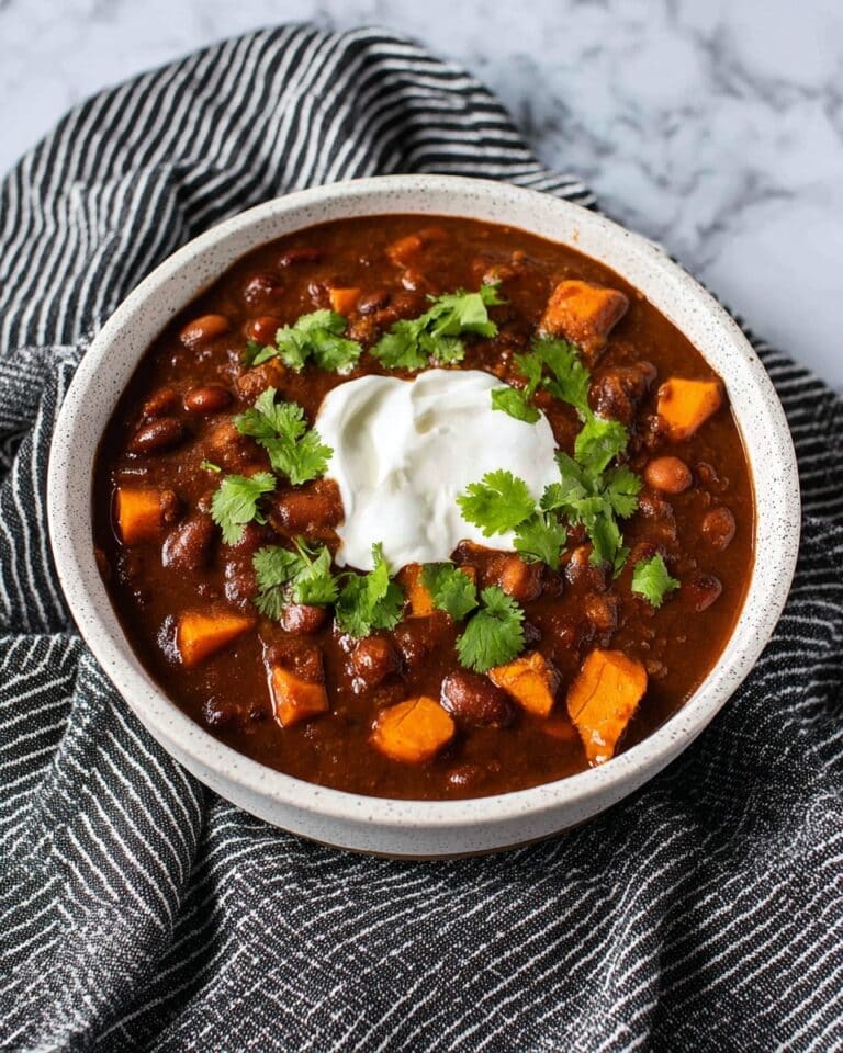 Slow Cooker Vegetarian Sweet Potato Chili Recipe
