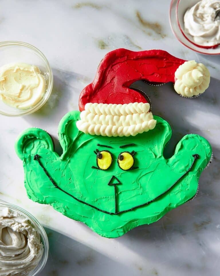 Grinchy Pull-Apart Cupcakes Recipe