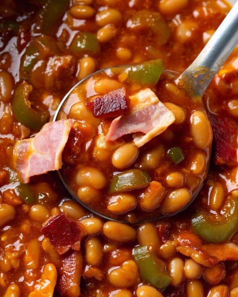 Baked Beans with Bacon and Smoky Barbecue Flavor Recipe